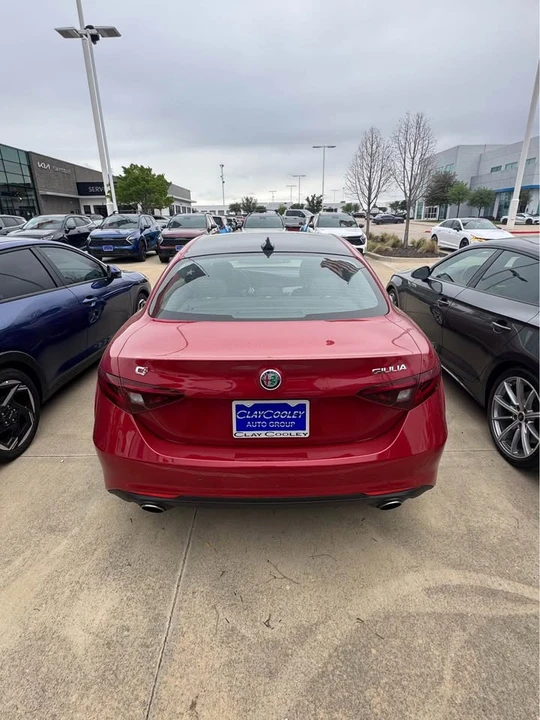 2021 Alfa Romeo Giulia - Image 4 of 6