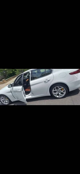 2021 Alfa Romeo Giulia - Image 2 of 11