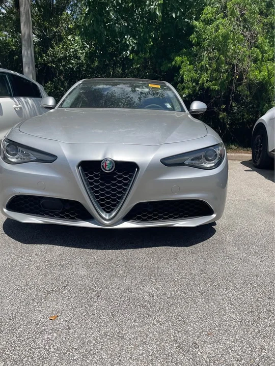 2021 Alfa Romeo Giulia - Image 2 of 6