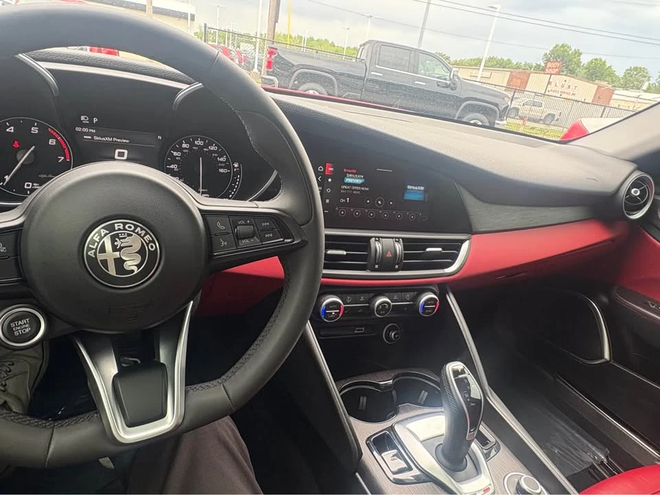 2021 Alfa Romeo Giulia - Image 13 of 20