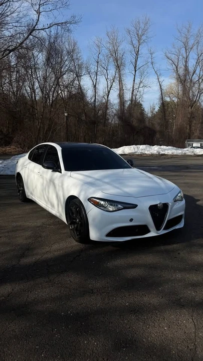 2021 Alfa Romeo Giulia - Image 3 of 7