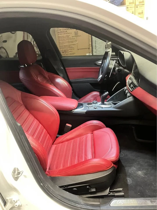 2021 Alfa Romeo Giulia - Image 8 of 10