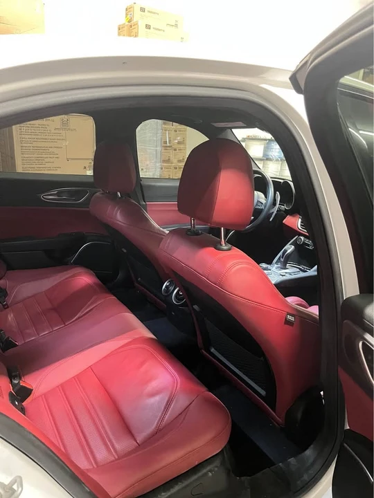 2021 Alfa Romeo Giulia - Image 9 of 10