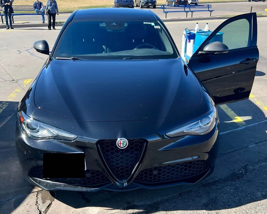 2021 Alfa Romeo Giulia - Image 8 of 11