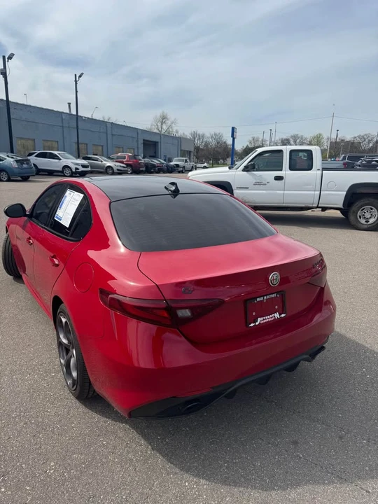 2021 Alfa Romeo Giulia - Image 2 of 5