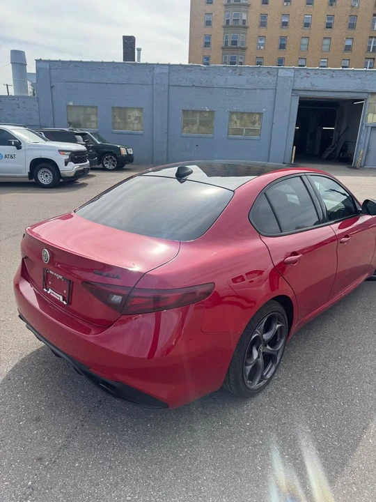 2021 Alfa Romeo Giulia - Image 3 of 5