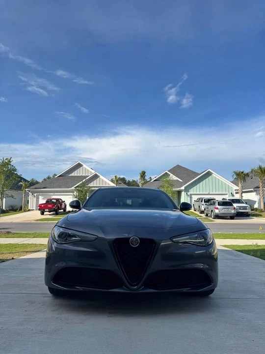 2021 Alfa Romeo Giulia - Image 8 of 17
