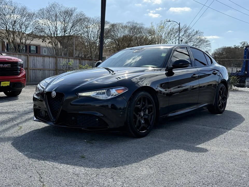 2021 Alfa Romeo Giulia - Image 3 of 19