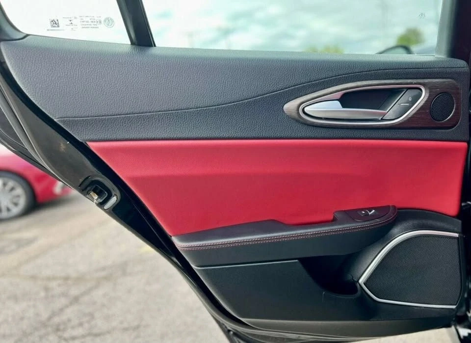 2021 Alfa Romeo Giulia - Image 12 of 20