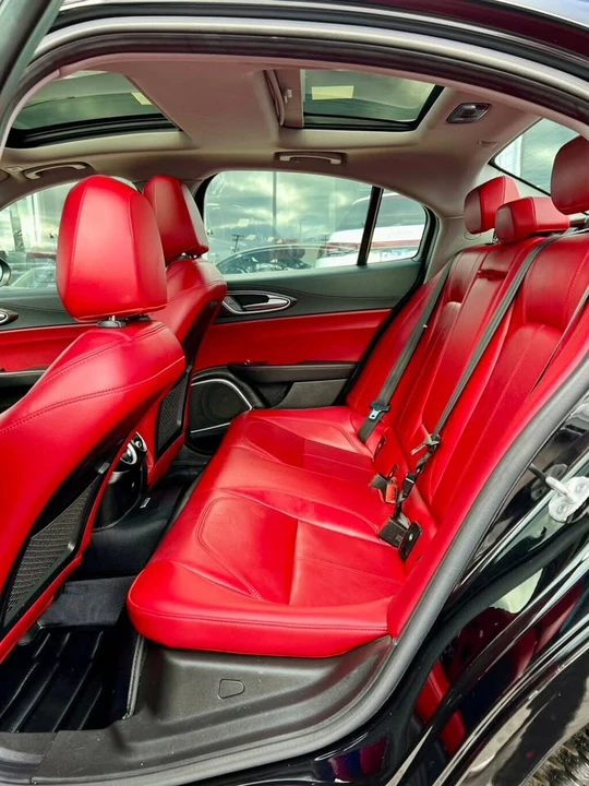 2021 Alfa Romeo Giulia - Image 13 of 20