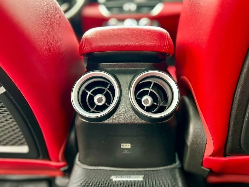 2021 Alfa Romeo Giulia - Image 14 of 20
