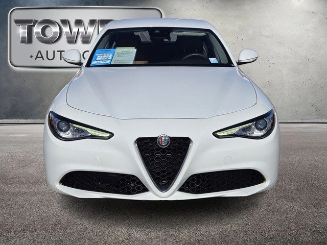 2021 Alfa Romeo Giulia - Image 8 of 15