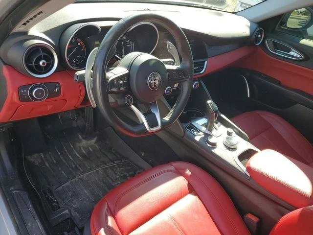 2021 Alfa Romeo Giulia - Image 5 of 9