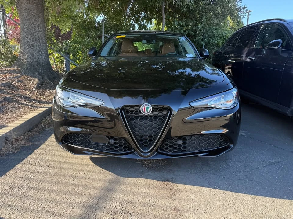 2021 Alfa Romeo Giulia - Image 3 of 9