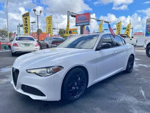 2021 Alfa Romeo Giulia Sprint Sedan