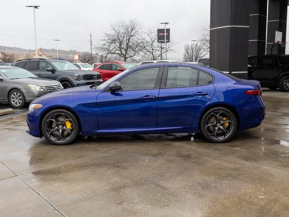 2021 Alfa Romeo Giulia - Image 4 of 20