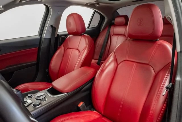2021 Alfa Romeo Giulia - Image 4 of 15
