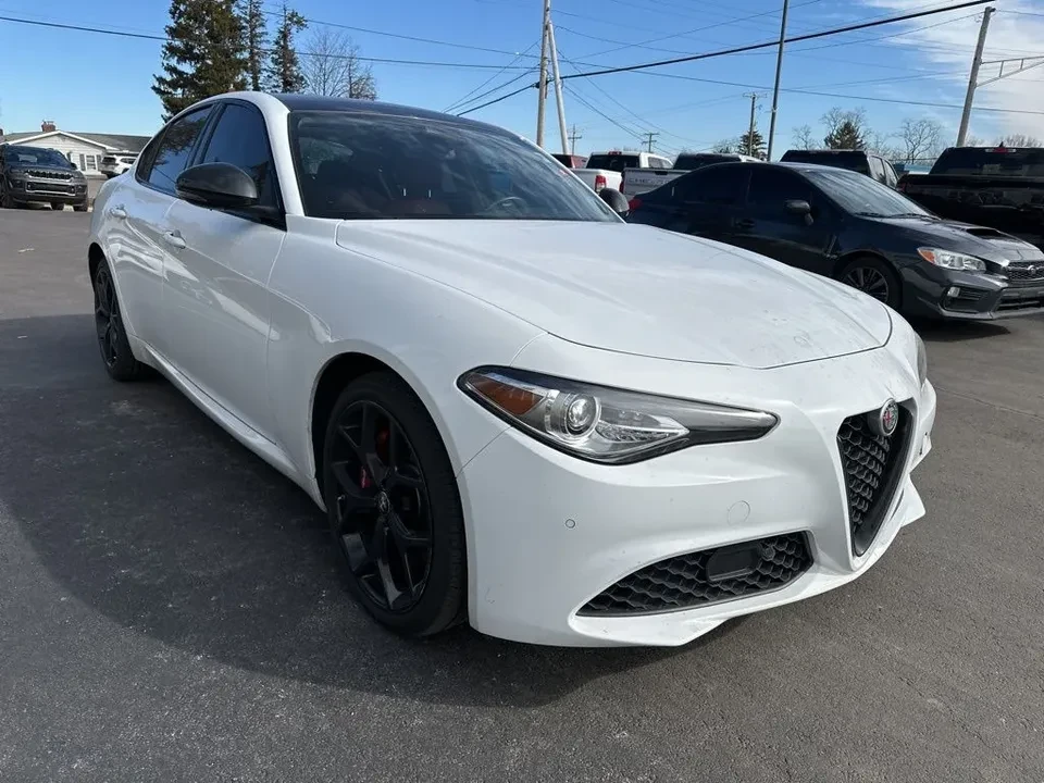 2021 Alfa Romeo Giulia - Image 3 of 13