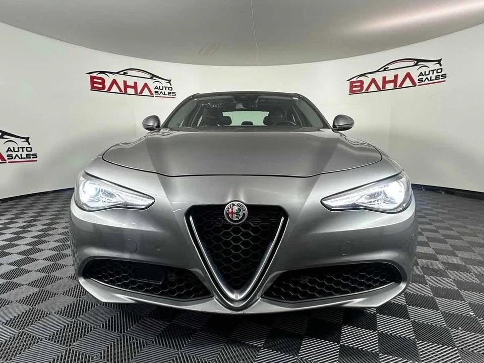 2021 Alfa Romeo Giulia - Image 14 of 20