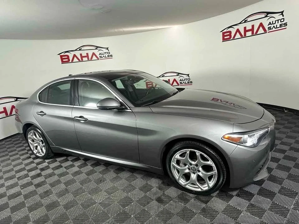 2021 Alfa Romeo Giulia - Image 11 of 20