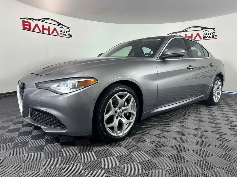 2021 Alfa Romeo Giulia - Image 2 of 20