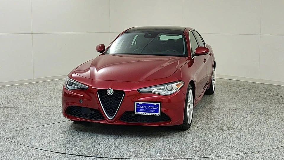 2021 Alfa Romeo Giulia - Image 2 of 13