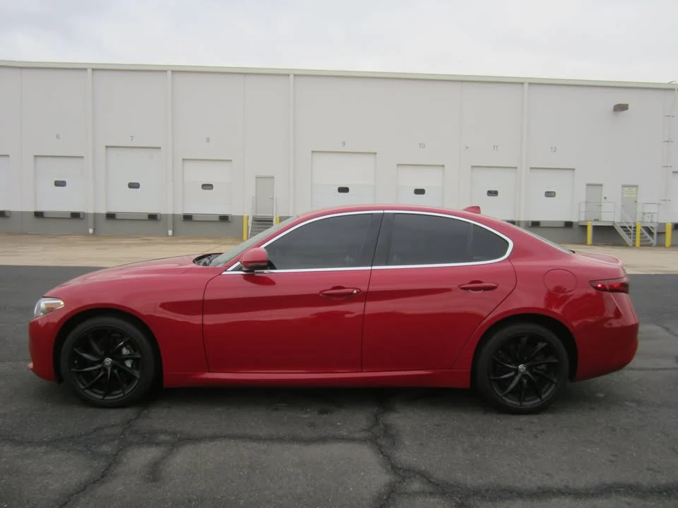 2021 Alfa Romeo Giulia - Image 2 of 20