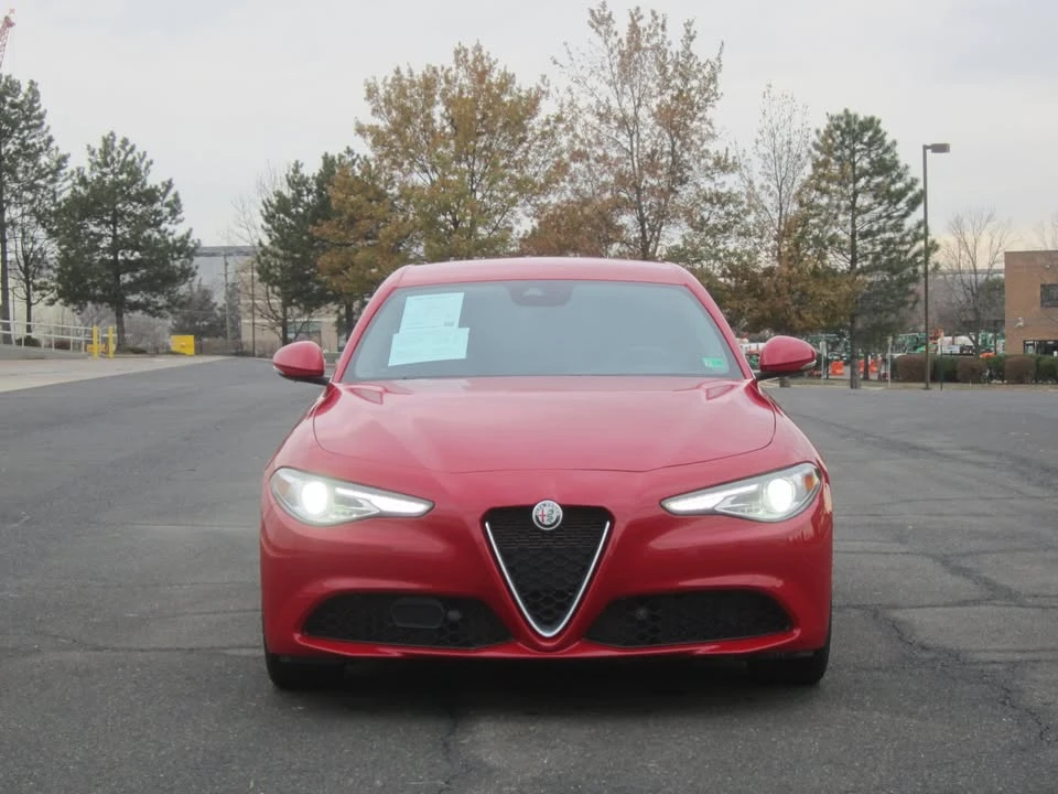2021 Alfa Romeo Giulia - Image 9 of 20