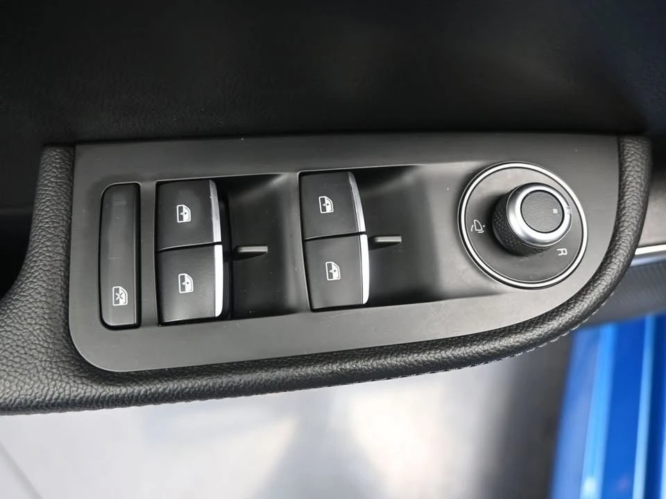 2021 Alfa Romeo Giulia - Image 18 of 20