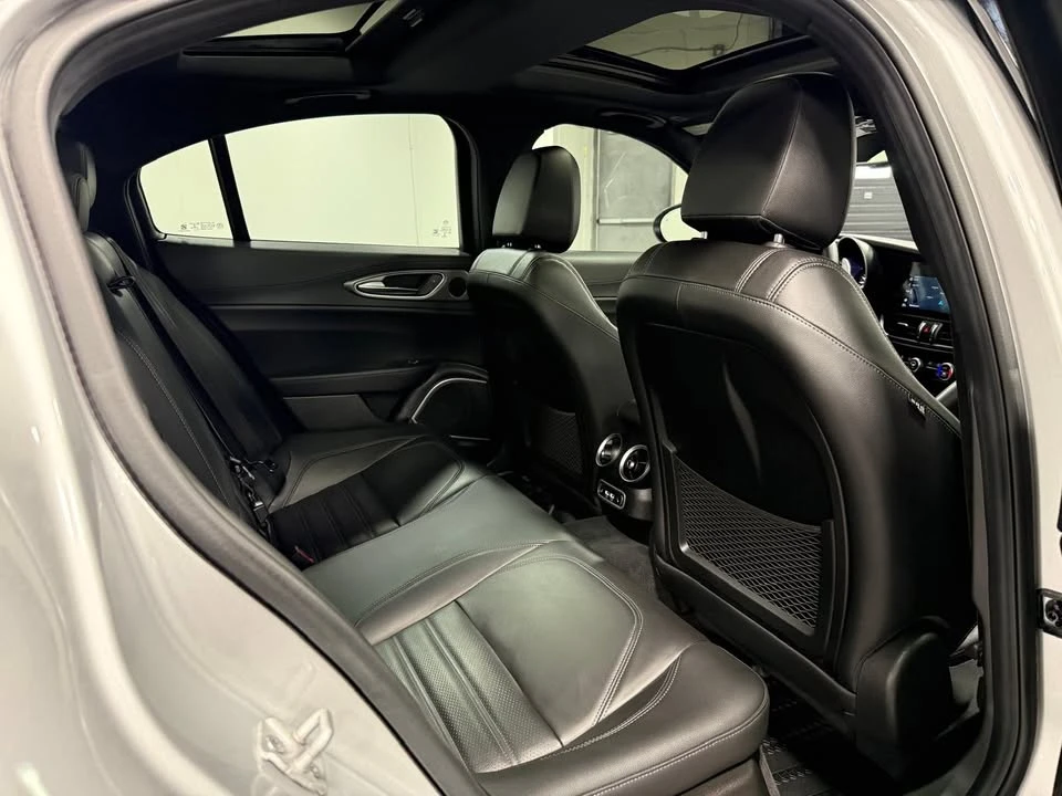 2021 Alfa Romeo Giulia - Image 13 of 19
