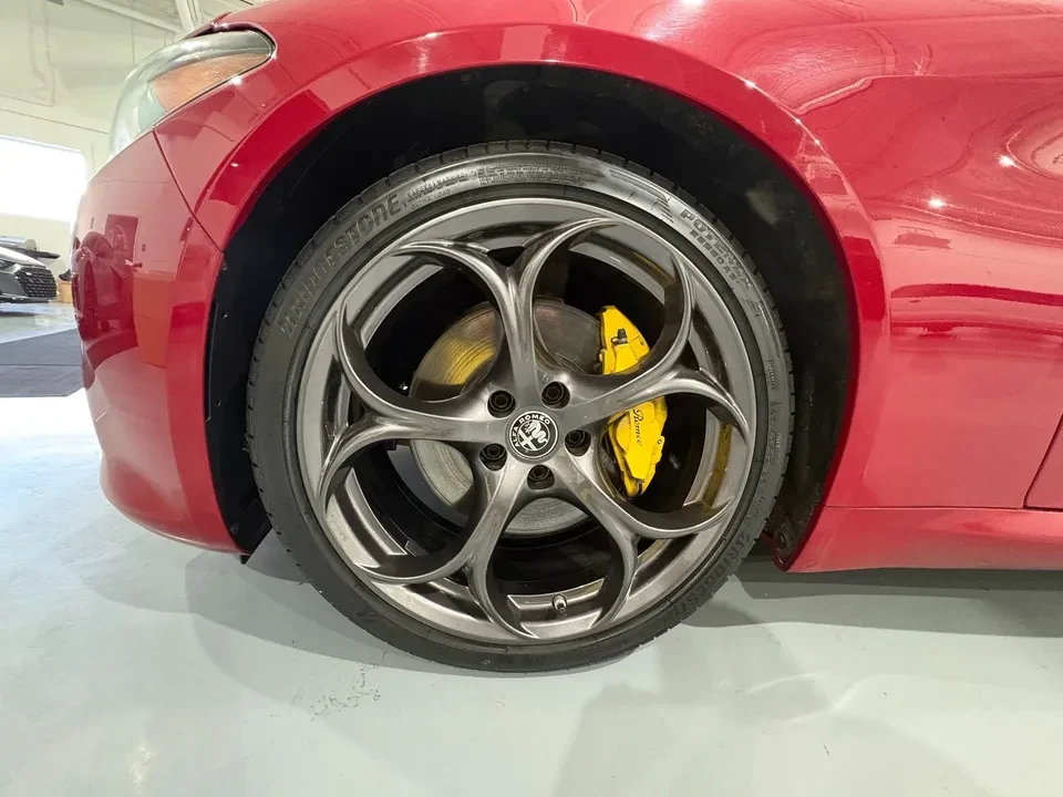2021 Alfa Romeo Giulia - Image 20 of 20