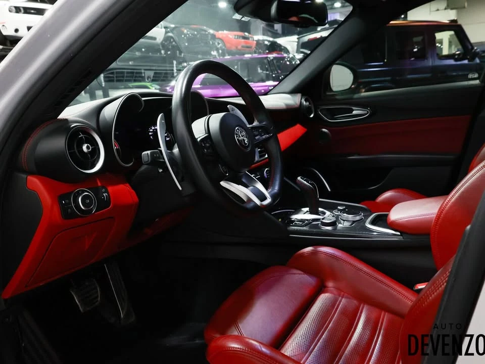 2021 Alfa Romeo Giulia - Image 18 of 20