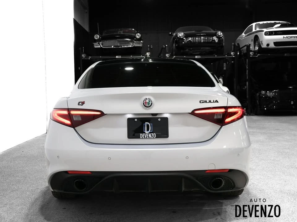 2021 Alfa Romeo Giulia - Image 4 of 20