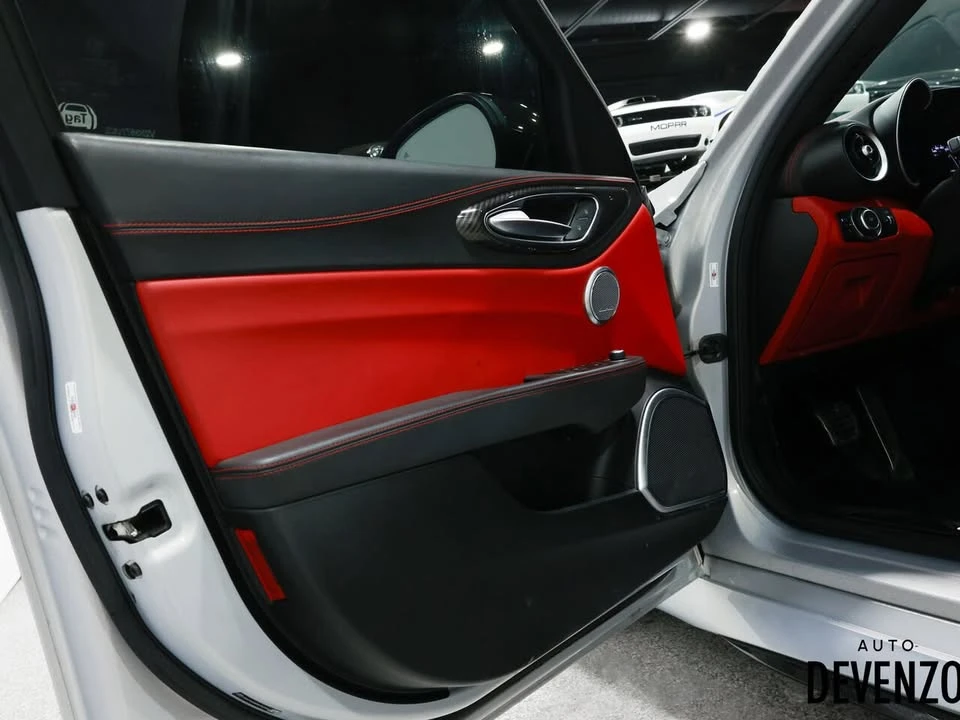 2021 Alfa Romeo Giulia - Image 14 of 20