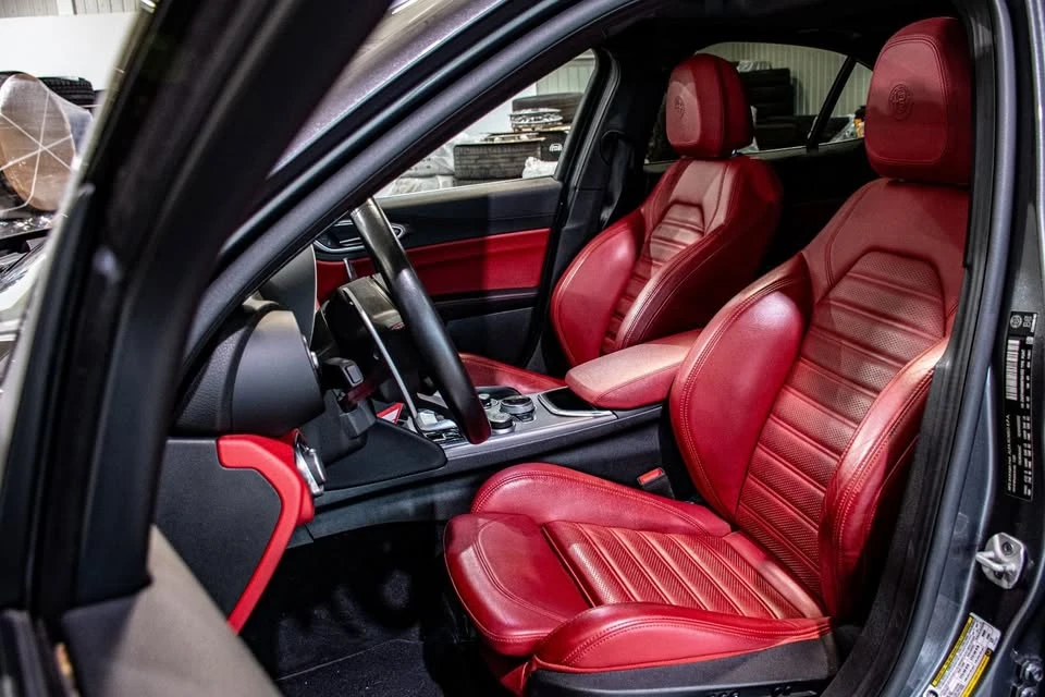2021 Alfa Romeo Giulia - Image 4 of 20