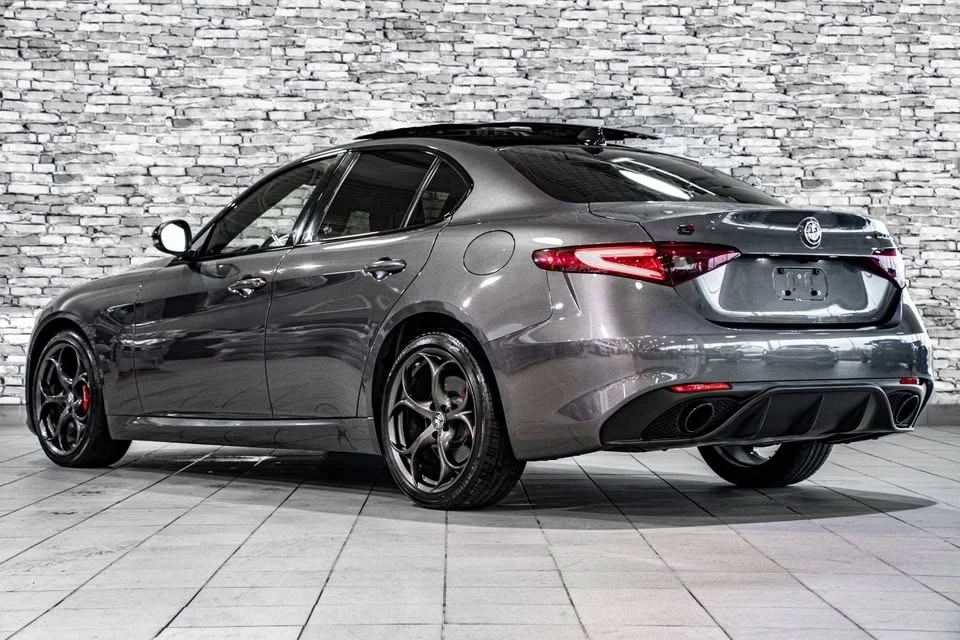 2021 Alfa Romeo Giulia - Image 20 of 20