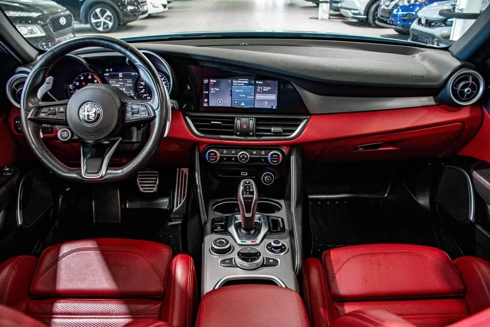 2021 Alfa Romeo Giulia - Image 5 of 20