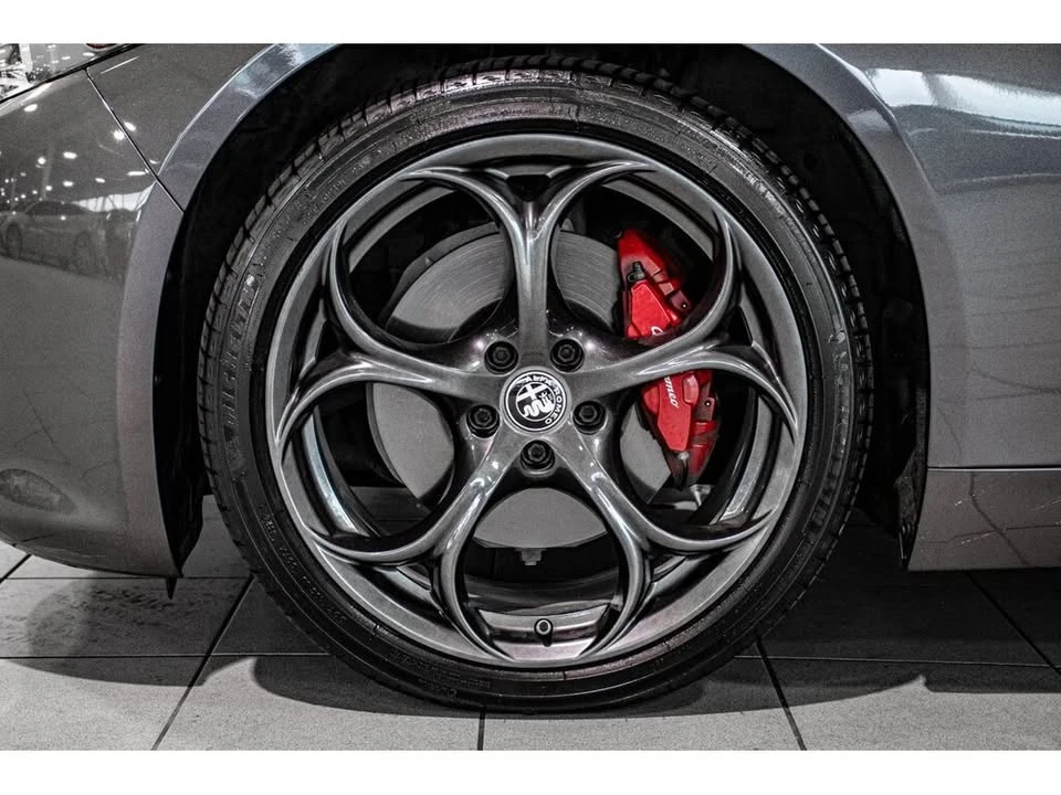 2021 Alfa Romeo Giulia - Image 20 of 20