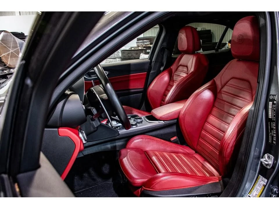 2021 Alfa Romeo Giulia - Image 13 of 20
