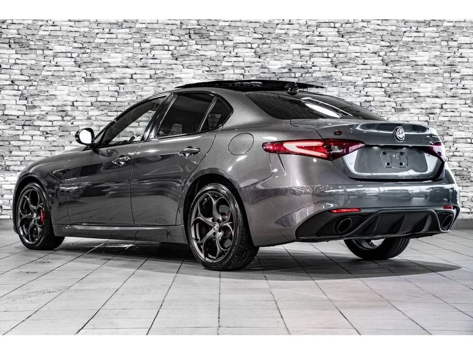 2021 Alfa Romeo Giulia - Image 2 of 20
