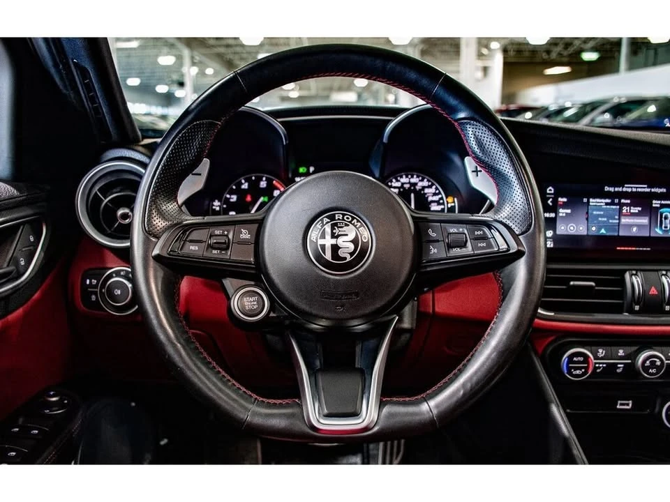 2021 Alfa Romeo Giulia - Image 11 of 20