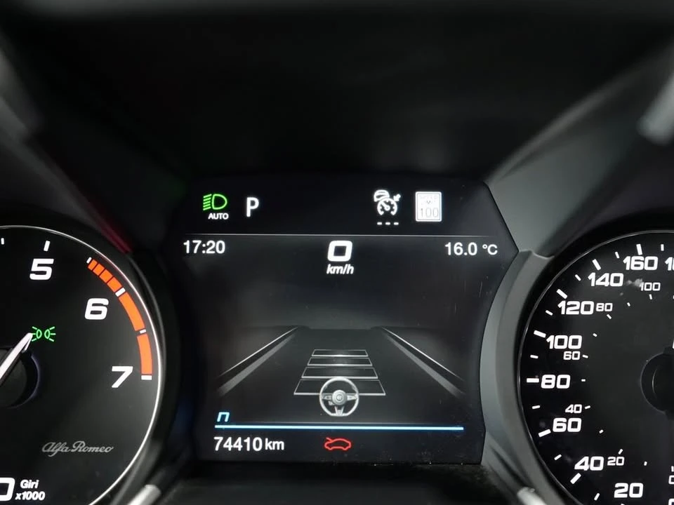 2021 Alfa Romeo Giulia - Image 20 of 20
