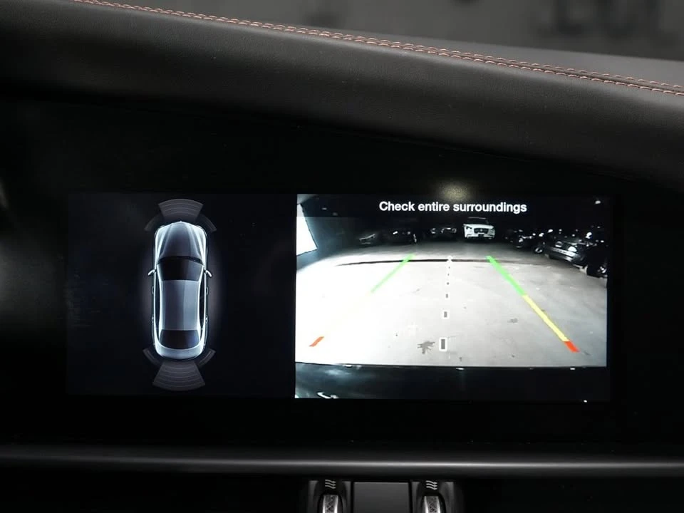2021 Alfa Romeo Giulia - Image 17 of 19