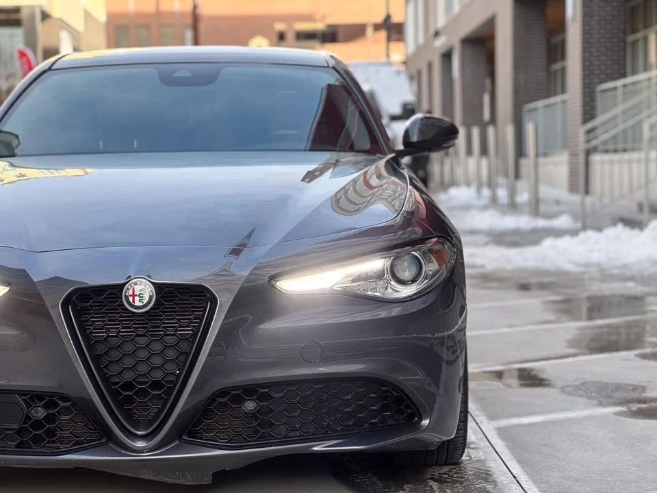 2021 Alfa Romeo Giulia - Image 2 of 5