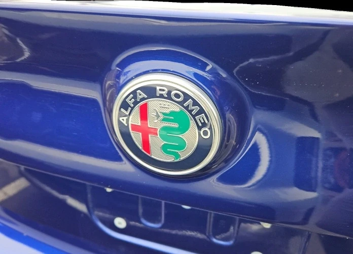2021 Alfa Romeo Giulia - Image 6 of 6