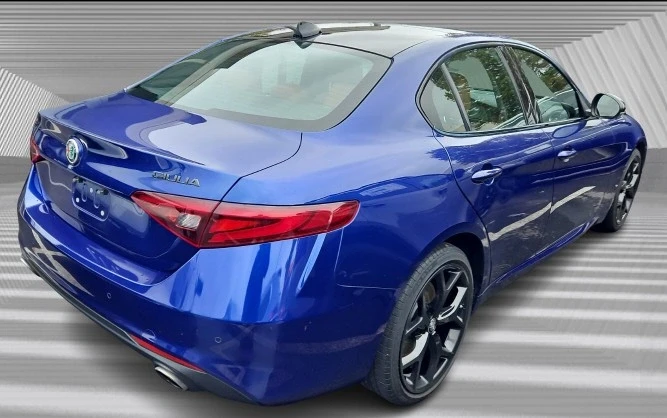 2021 Alfa Romeo Giulia - Image 4 of 6