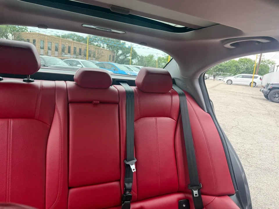 2021 Alfa Romeo Giulia - Image 4 of 5
