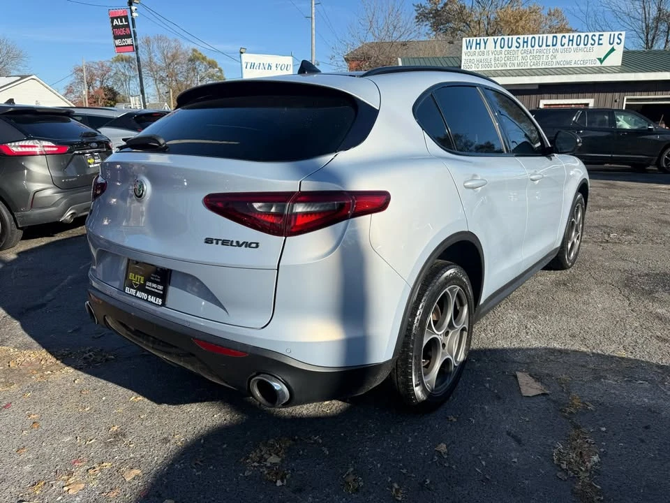 2021 Alfa Romeo Stelvio - Image 5 of 16