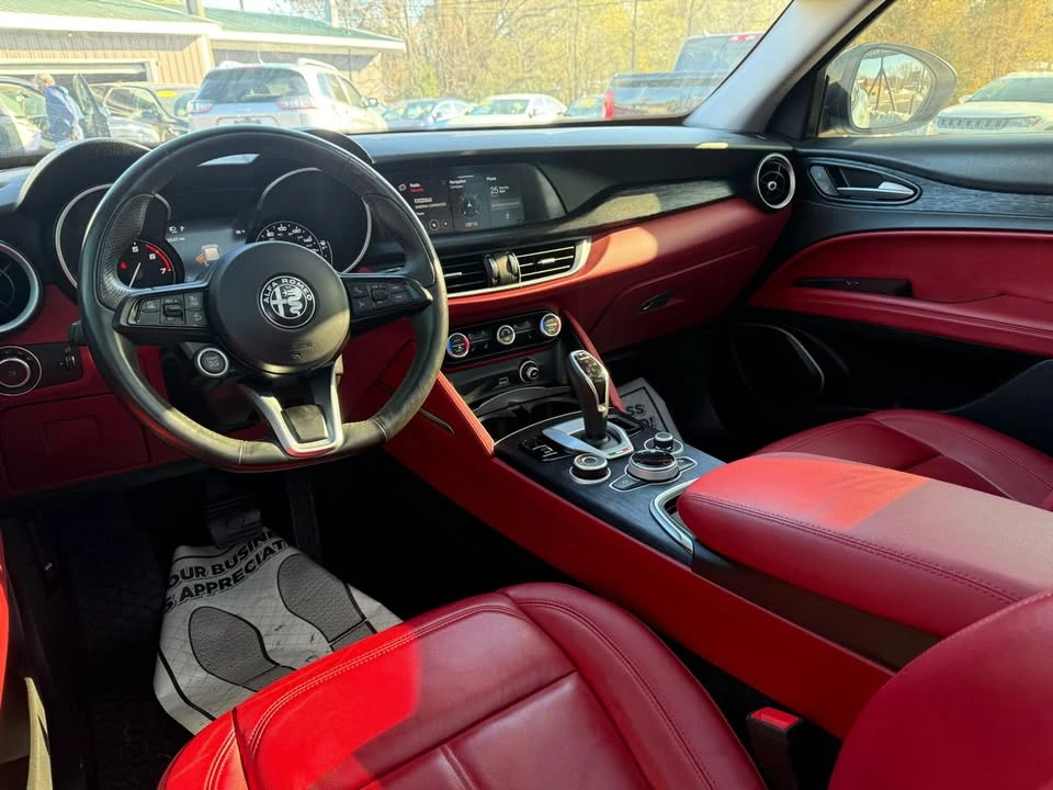 2021 Alfa Romeo Stelvio - Image 11 of 16