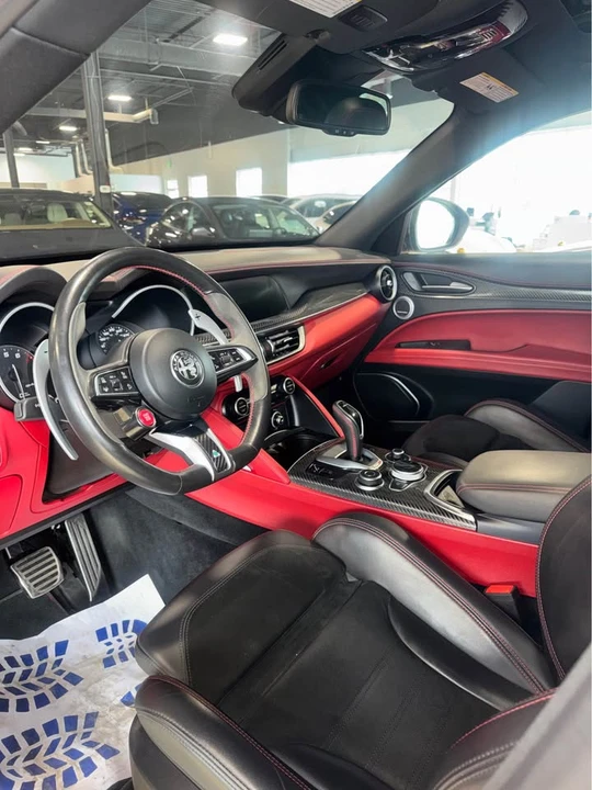 2021 Alfa Romeo Stelvio - Image 2 of 5
